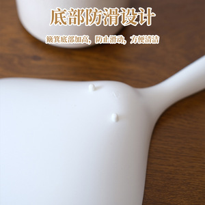 Mini escoba y recogedor de madera con cerdas suaves de fibra de coco, herramienta de limpieza de escritorio para desempolvar muebles - Product Image 3
