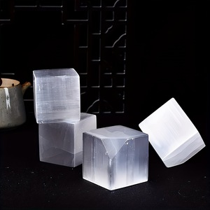 Cubo de Cuarzo Transparente, Cuadrado, Pulido, Metafísico y de la Nueva Era, al por Mayor para Decoración - Product Image 3