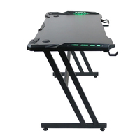 Fabricant professionnel de bureaux de jeu en forme de Z, bureau de jeu moderne de grande taille personnalisé en noir avec porte-gobelet/support pour casque