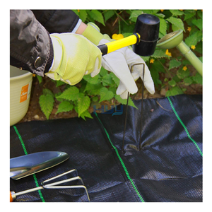 Tapis de protection anti-mauvaises herbes en plastique moulé traité anti-UV pour le contrôle au sol en agriculture - Product Image 5