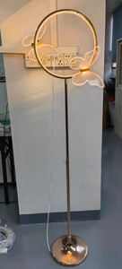 Lampes LED circulaires en acrylique en forme de papillons pour allées de mariage, lampes de sol pour événements et scènes de fête - Product Image 3