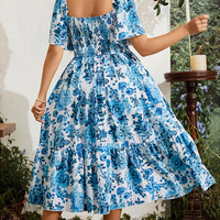 Robe midi florale smockée à col carré grande taille personnalisée pour femme, manches courtes à volants, coupe trapèze fluide, style bohème décontracté d'été