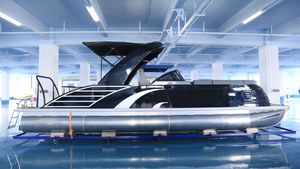 Vendita calda di lusso 27ft in fibra di vetro pontone barca Made in cina per <span class=keywords><strong>mare</strong></span> pesca <span class=keywords><strong>a</strong></span> <span class=keywords><strong>vela</strong></span> sport intrattenimento con motore fuoribordo - Product Image 2