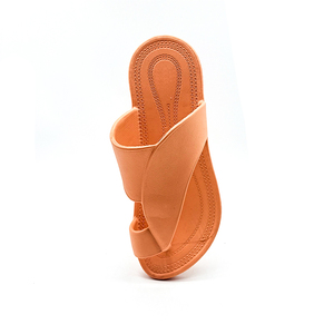 Sandalias de Playa para Mujer con Hebilla Personalizada y Suela Cómoda para Caminar en la Playa en Verano - Product Image 1