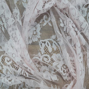 قماش دانتيل من التول الفرنسي باللون الوردي بتصميم عصري للبيع بالجملة لفساتين الزفاف والعرائس - Product Image 4