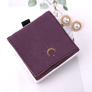 Pochette à bijoux de luxe en coton et lin violet avec logo personnalisé imprimé, petit sac à bijoux à rabat en coton - Product Image 2