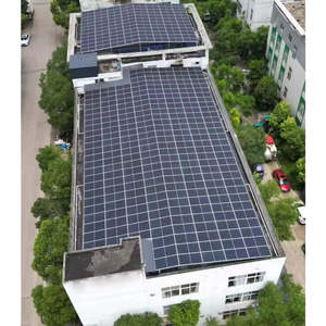 Panneaux solaires HJT monocristallins personnalisés de haute qualité, matériau en silicium monocristallin, puissance maximale de 545W-565W - Product Image 3