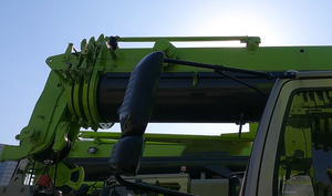 Grúa Móvil de Alta Calidad de Marca Líder en China, con Capacidad de Elevación de 25 Toneladas y Pluma de 50.7 Metros de Altura - Product Image 5