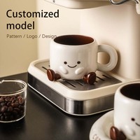 Dessin animé mignon souriant tasse et soucoupe mode spécial céramique meilleure vente tasses à café pas cher belle lisse confortable tasse