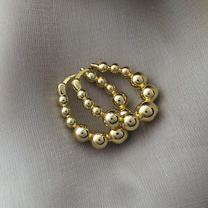 Nuevo Clip de pendiente Pendientes simples y de moda Chapado en oro de 18 quilates Prevenir alergias Pendientes de cobre para mujeres - Product Image 2