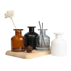 Botella de difusor de perfume de caña de cristal negro ámbar vacía de lujo personalizada 100Ml 150Ml 200Ml botella de aromaterapia de <span class=keywords><strong>aceite</strong></span> esencial con tapas - Product Image 3