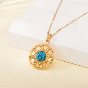 สร้อยคอจี้ไข่มุกรูปดอกไม้เทอร์ควอยซ์ชุบทอง18K แฟชั่นเหล็กไทเทเนียมสีไม่ซีด - Product Image 2