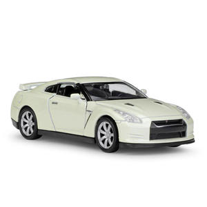 WELLY 1: 36 <span class=keywords><strong>GTR</strong></span> SUV จําลองรถ<span class=keywords><strong>รุ่น</strong></span>ดึงกลับรถของเล่นทางจิตสําหรับ Boy คอลเลกชันตกแต่ง - Product Image 1