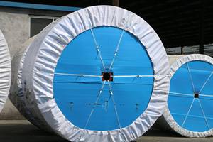 Multi-<strong>ply</strong> Flat Conveyor <strong>Belt</strong> with Strong Internal EP1500/5 Woven Fabrics for Mine Durable EP150/2 Flat Leather <strong>Belt</strong> for Mine - Product Image 5