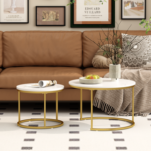 Set di 2 tavolini da caffè rotondi con piano in marmo bianco e struttura in metallo dorato, mobili per soggiorno - Product Image 5