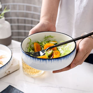 Vente en gros de bols et assiettes ronds royaux de luxe service de vaisselle en porcelaine blanche à rebord bleu types de saladiers et de bols à soupe - Product Image 4