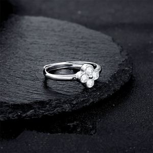 Bague en argent sterling S925, bague en moissanite à quatre feuilles de trèfle - Product Image 5