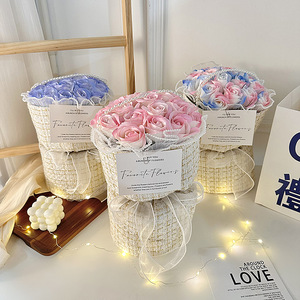 Ramo de Flores de Jabón Artificial en Forma de Rosa Colorida, Estética Femenina, Ideal para Regalo de Cumpleaños de Mejor Amiga, Cubo de Abrazos - Product Image 1