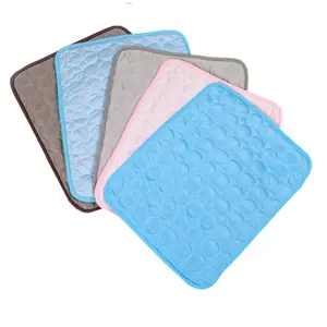 Factory Supply Self Cooling Mat Washable Summer Cat Dog Bed Pad Pet Cooling Mat