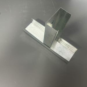 Profilés en acier galvanisé <span class=keywords><strong>pour</strong></span> cloisons sèches, profilés en acier léger, profilés TD CD UD, profilés métalliques <span class=keywords><strong>pour</strong></span> ossature, profilés d'angle <span class=keywords><strong>pour</strong></span> murs, matériaux de construction - Product Image 3