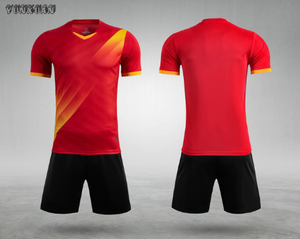 Kits de football de haute qualité Kit complet de vêtements de sport personnalisé maillot de football de <span class=keywords><strong>club</strong></span> rouge 2024 nouvelle chemise à séchage rapide vêtements de football - Product Image 3