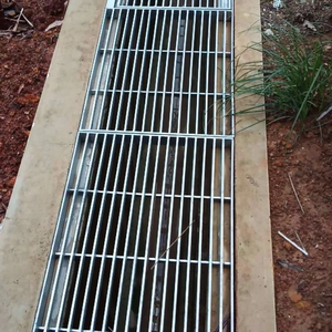 Canal d'allée de vidange <span class=keywords><strong>extérieur</strong></span> <span class=keywords><strong>Grille</strong></span> de vidange de tranchée Couverture de tranchée d'égout Canal de vidange <span class=keywords><strong>Grille</strong></span> de barre en acier - Product Image 2