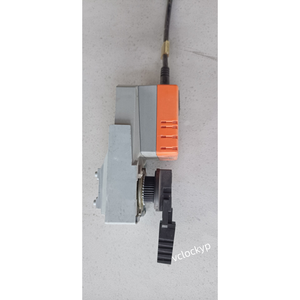 1 ชิ้น BELIMO SR24A ตัวกระตุ้นบอลวาล์วไฟฟ้าที่ใช้แล้ว - Product Image 3
