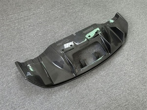 Diffuseur arrière en fibre de carbone, petit kit carrosserie pour <span class=keywords><strong>Audi</strong></span> <span class=keywords><strong>R8</strong></span> V10 Coupé <span class=keywords><strong>2008</strong></span>-2015, pièces de modification aérodynamique haute performance - Product Image 3