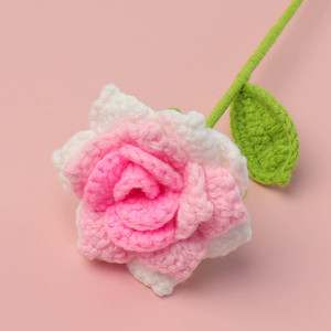 ดอกไม้ถักลายกุหลาบสีไล่ระดับทำด้วยมือสำหรับการจัดดอกไม้ของขวัญวาเลนไทน์ที่ดีที่สุด - Product Image 2