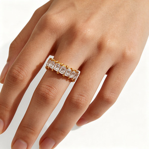 Anillo de circonita baguette en fila, minimalista, geométrico, rectangular, de lujo, ajustable, abierto, para mujer. - Product Image 1