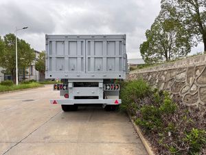 SINOTRUCK Semi-remorque de transport routier lourd 8x4 Diesel Euro 6 Nouveau camion fourgon de fret Boîte de vitesses FAST 10 rapports 351-450 ch 31-40T - Product Image 2
