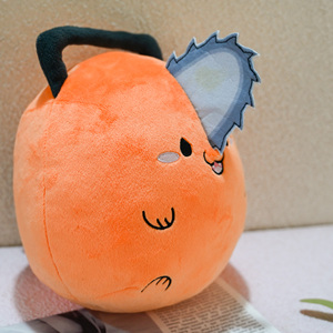 צעצועי קטיפה רכים בצורת כדור עם קישוט מסור שרשרת, פושיטה בהתאמה אישית לפי דמות אנימה, בובת קטיפה אישית - Product Image 3