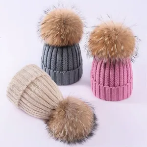 <span class=keywords><strong>Bonnet</strong></span> pour enfants <span class=keywords><strong>bonnet</strong></span> <span class=keywords><strong>tricot</strong></span>é en fourrure de raton laveur épaissie pour hommes et femmes - Product Image 6