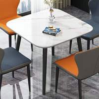 Moderner Quadratischer Esstisch für 4 Personen mit Marmormuster-Tischplatte und Grauen Stoffstühlen Schwarze Metallbeine für Esszimmer Café