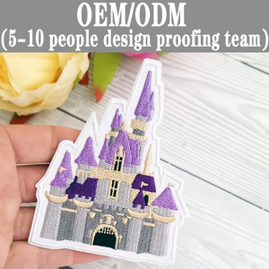 Nhà máy tùy chỉnh phim hoạt hình thiết kế khác nhau tai pretzel mô hình thêu các bản vá lỗi - Product Image 4