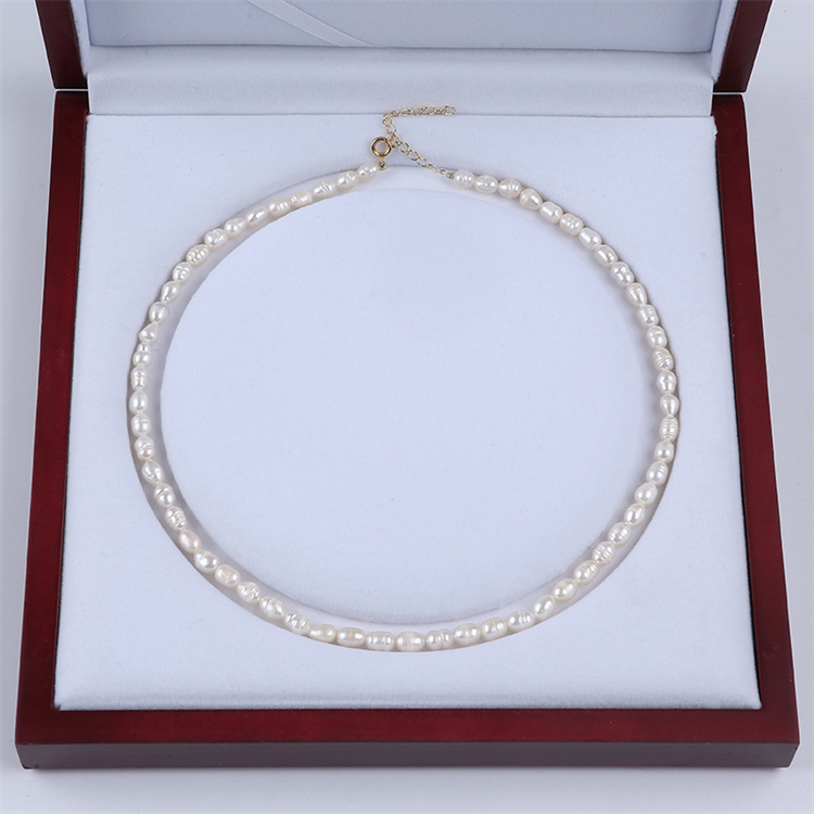 Simple Elegant Wholesale Rice Bead Necklace 5-6mm Fresh Water Real Pearl Natural White