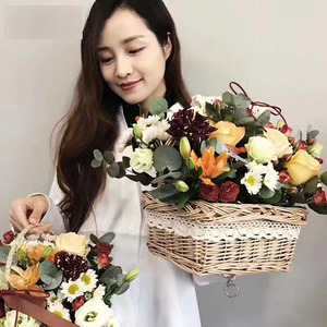Cestas de flores, cestas de picnic, cestas de mimbre para arreglos florales, cestas portátiles de bambú y mimbre para compras al aire libre. - Product Image 1