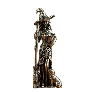 Adorno Creativo de Latón con Forma de Escoba, Luna y Bruja, Ideal para Decoración del Hogar, Sala de Estar o Escritorio, Estatua de Mago, Artesanía - Product Image 5