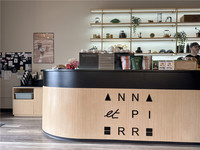 Comptoir de Bar Moderne pour Café, Mobilier de Magasin de Pâtisserie en Bois Tendance, Design Intérieur Personnalisé pour Café