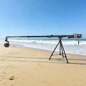 Grue de caméra télescopique ultra-légère de 5 m avec trépied GFM 7800 et roues sur rail qui peuvent rouler sur rails - Product Image 1