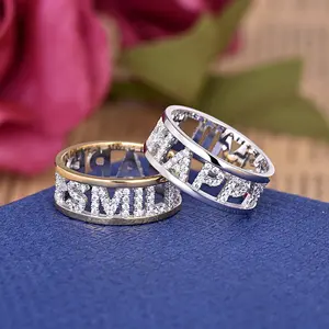 CWN China weiß vergoldeten Schmuck zweifarbige benutzer definierte Wörter verrückte Liebe Lächeln glücklich amour Mikro gepflastert cz Band Ring für Mädchen Frauen