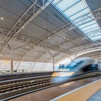 Hangar préfabriqué de toit de gare de train en treillis de tubes en acier de longue portée