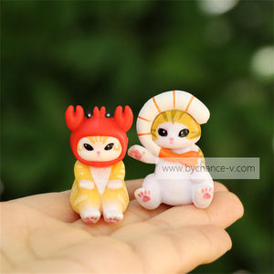 Divertente vestito in Drag Cats figura capsula giocattolo da collezione carino Kawaii bambola gatto a sorpresa giocattolo per distributori automatici di partito - Product Image 2