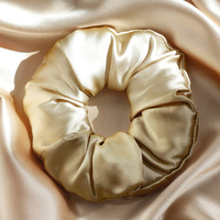 Coussin en soie Chouchous avec rembourrage en coton Objets décoratifs Genre Cravate à cheveux