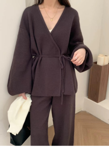Completo su Misura <span class=keywords><strong>in</strong></span> Lana e Cashmere per <span class=keywords><strong>Donna</strong></span>: Cardigan e Pantaloni a Gamba Lunga - Product Image 4