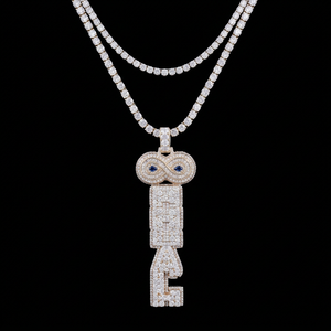 Colgante Estilo Hip Hop con Ojos de Zafiro para Hombre, Oro Sólido con Micro Pavé de Diamantes de Laboratorio, Amuleto para Uso Diario - Product Image 1