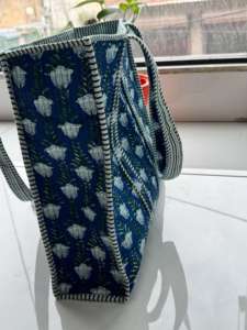 Hand-Block Printed Quilted Tote Shopping Bag Multi-Color Floral Design Winter Cotton Fabric Fashion Two <b>Shoulder</b> <b>Straps</b> - Product Image 4