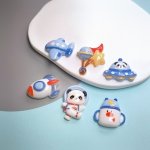 100 Piezas de Dijes Espaciales de Resina con Forma de Cohete, Astronauta, Satélite y Universo, Lindos Dijes para Manualidades y Joyería - Product Image 1