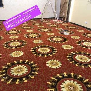 Progetta il rotolo di moquette della moschea di stampa della camera d'albergo personalizzata per il tappeto del pavimento Pp tappeto a turbato Jacquard resistente al fuoco stampato antiscivolo