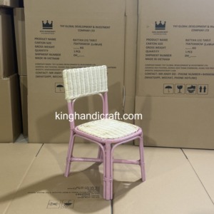Chaise Enfant en Rotin Tressé Artisanale Écologique et Sûre pour Événements Extérieurs – Sièges Enfants Premium à Louer - Product Image 3